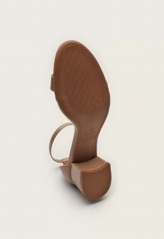 SANDALIA 04AA.2DE3 COURO SALTO BAIXO QUADRADO FEM SANTA LOLLA