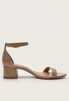 SANDALIA 04AA.2DE3 COURO SALTO BAIXO QUADRADO FEM SANTA LOLLA - Código 110753-3160