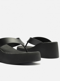 TAMANCO Z191320010 FLATFORM BAERTO SOLA ALTA FEM AREZZO